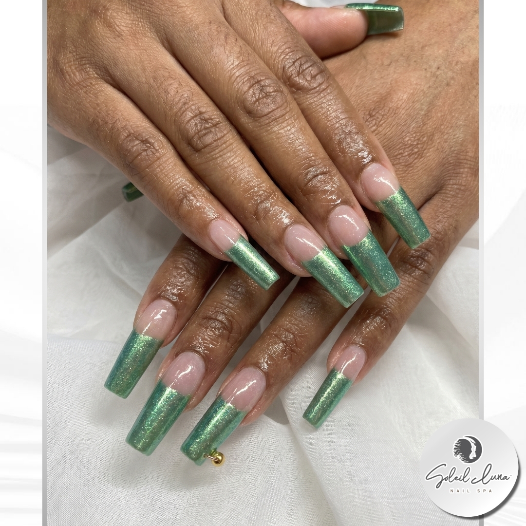 Nail colours